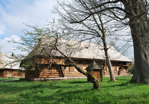 Małopolska wieś zabierze cię w podróż w czasie. Kręcono tu hitowe polskie produkcje