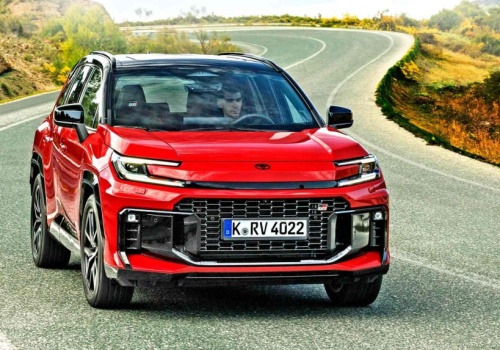 Nowa Toyota RAV4 – sztuką jest nie przedobrzyć. Udało się? | Pierwsza jazda