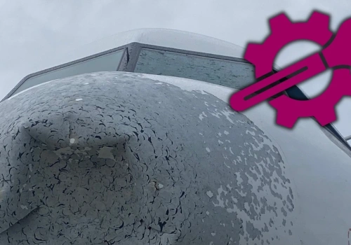 Grad zmasakrował Airbusa nad Polską. Samolot dosłownie zamienił się w sito