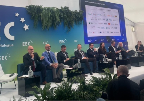 Coraz bliżej końca biurokracji. Pomocne deregulacje