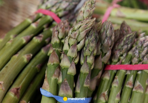 Szparagi są już w sklepach. Tak zadziałają na twoje jelita