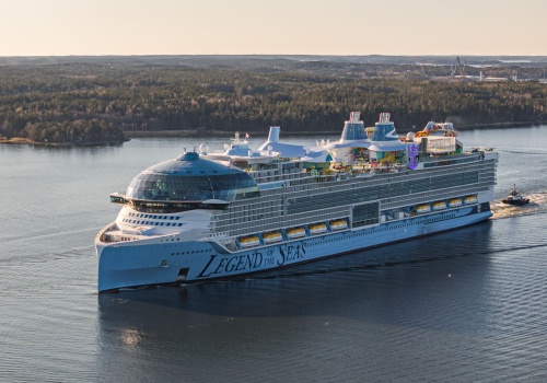 Jeden z największych wycieczkowców świata rozpoczął próby morskie