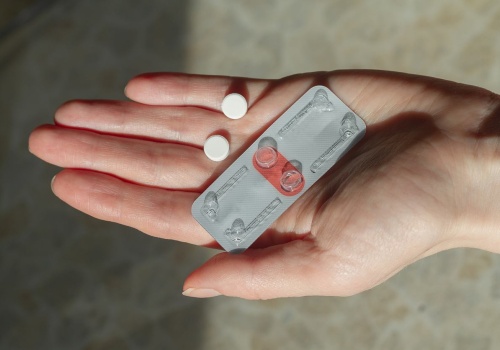 Korzystają z niej tysiące kobiet. Co dalej z pigułką 