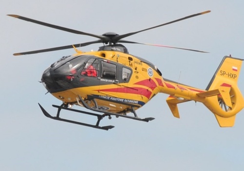 Koń przygniótł 15-latkę. Lądował śmigłowiec LPR