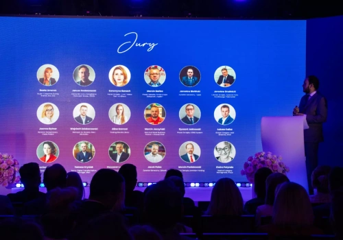 Głos praktyków, który kształtuje półki. Kim są jurorzy Pereł Rynku FMCG?