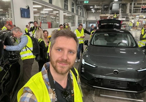 Volvo EX60: elektryk w cenie plug-ina? Taki jest pomysł na nowe szwedzkie auto