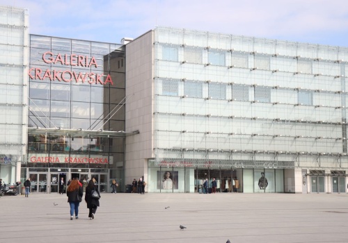 Akcja ratunkowa w Galerii Krakowskiej. Szybka reakcja uratowała życie