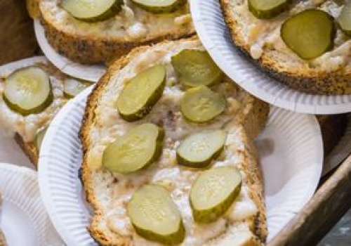 Przez lata uchodził za symbol złej diety. Na patelni bije 