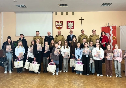 Młodzież zapobiega pożarom. Powiatowe eliminacje turnieju wiedzy pożarniczej rozstrzygnięte