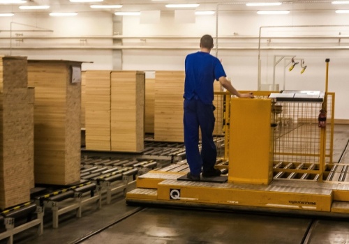 Ikea zwalnia, ale na tym nie koniec. W tej branży redukcje są masowe