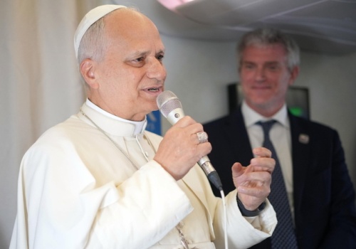 Nie przekraczać zaleceń Kościoła. Papież Leon XIV broni tradycyjnego nauczania Kościoła ws. par jednopłciowych