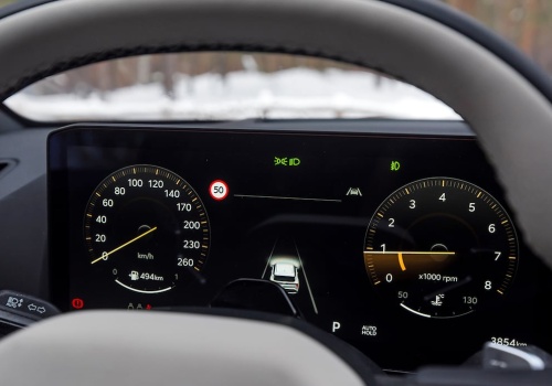 Ta nowa Kia to duży problem dla Skody Scali. Po rabacie 17 tys. zł jest już od niej tańsza, a przy tym większa