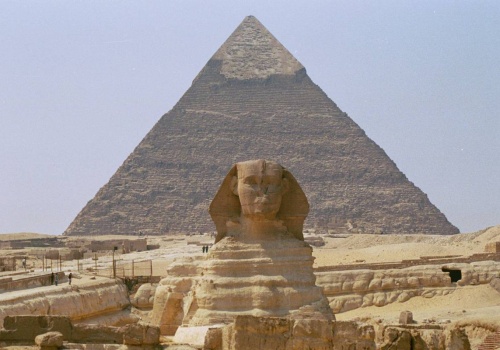 Kosmici zbudowali piramidy i linie z Nazca? UFO nie było potrzebne. Odkrycia i wnioski