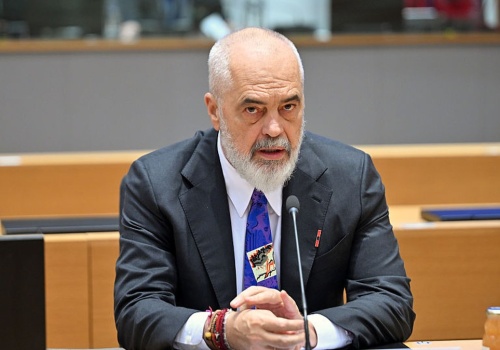 Premier Albanii krytykuje UE. 