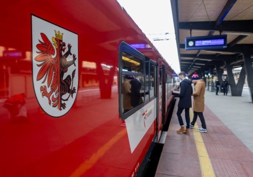 Kujawsko-pomorskie: Kolejne przetargi na przewozy z dużym wyprzedzeniem