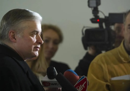 Cimoszewicz oskarżony o potrącenie rowerzystki na pasach. W białostockim sądzie zapadnie wyrok