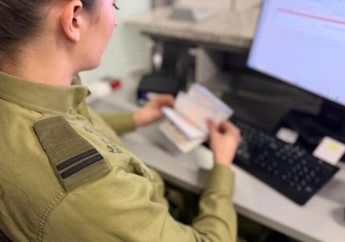 Nie zostali wpuszczeni do Polski. Straż Graniczna zatrzymała pięciu obywateli Gruzji na lotnisku