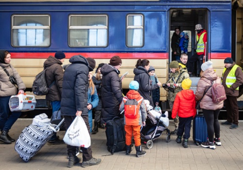 Ukraińcy pakują się i wyjeżdżają z Polski. 