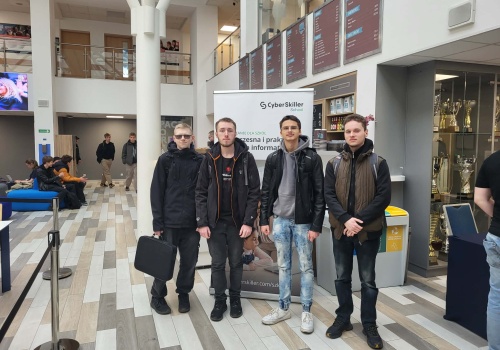 II miejsce uczniów Zespołu Szkół nr 3 podczas ogólnopolskiego konkursu o cyberbezpieczeństwie