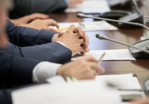 Obowiązkowe badania psychiatryczne dla rządzących. Propozycja zmian powróciła