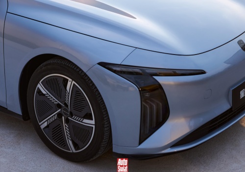 Nowy liftback z Chin już w Polsce. Ma napęd typu REEV. Znamy cenę