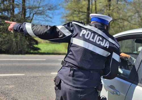 Sulechów. DK32 pod nadzorem zielonogórskiej drogówki. Kierująca zaszalała i głupio się tłumaczyła  