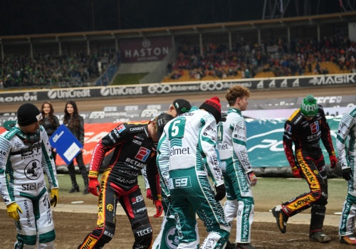 Żużel. Wskazał winnego katastrofy w Falubazie? „Pogonił PePe”. Mocny głos!