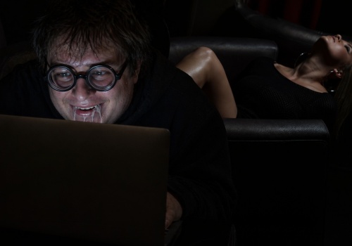 Administrator, programista, moderator. Kto jeszcze może pójść siedzieć za stronę taką jak Roksa?