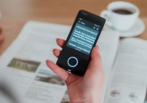 Polski tłumacz w kieszeni. Vasco pokazuje model M4