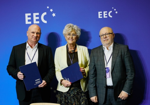 PONAR Wadowice i SZCZĘŚNIAK Pojazdy Specjalne rozpoczynają strategiczną współpracę technologiczną