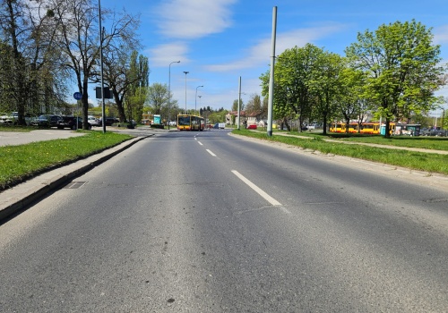 Ryzykowne przesiadki przy Legionów. Pasażerowie nie korzystają z pasów