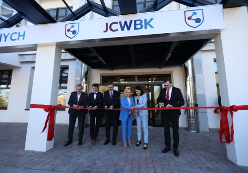 Otwarto nową siedzibę Jagiellońskiego Centrum Wsparcia Badań Klinicznych. „To ważny krok dla opieki nad dziećmi”