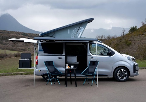 Nowy Opel Zafira by Tinkervan: autentyczny salon na kółkach, który na nowo definiuje wszechstronność i swobodę