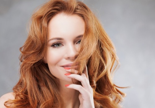 Jak zadbać o gęstość włosów, będąc mamą?