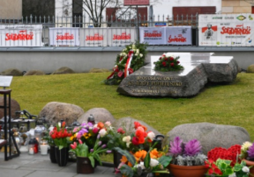 Prokurator Witkowski twierdzi, że ks. Popiełuszko został zamordowany później, niż się uważa