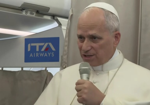 Papież Leon XIV krytykuje niemieckich biskupów za błogosławienie par homoseksualnych