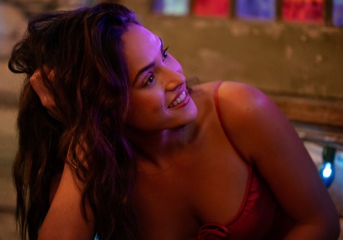 Adria Arjona faktycznie wcieli się w Wonder Woman w Supermanie 2? Fani twierdzą, że wideo z siłowni temu dowodzi