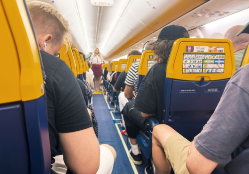 Spółka Ryanaira znów zatrudnia w Polsce. Firma przygotowuje się na szczyt sezonu