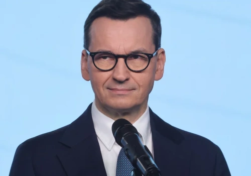 Pierwszy taki sondaż. Kto poparłby partię Morawieckiego?