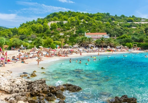 Tanie last minute się kończą. Eksperci ostrzegają turystów