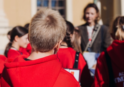 Konflikt między uczniami w szkole. 