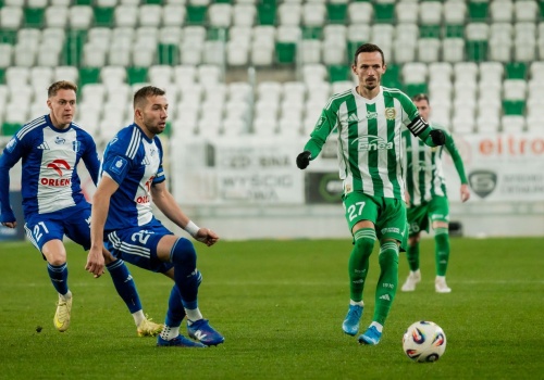 Radomiak Radom wciąż walczy o spokój. Przed Zielonymi trudny wyjazd do Płocka