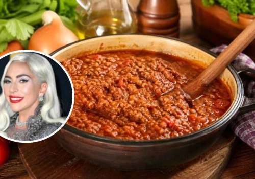 Lady Gaga dodaje to do sosu bolognese. Włosi są w szoku!