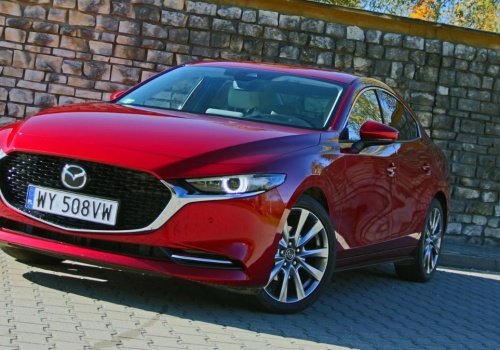 Używana Mazda 3. Dlaczego mechanicy ją polecają?