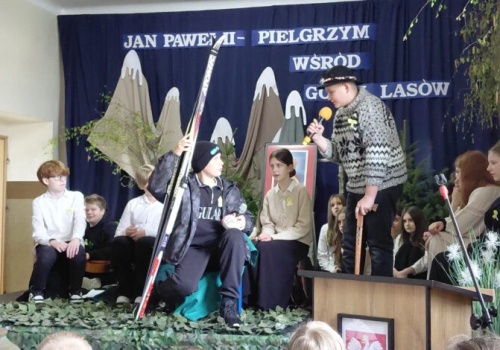 Uroczysty Dzień Patrona w Szkole Podstawowej im. św. Jana Pawła II w Gazomi