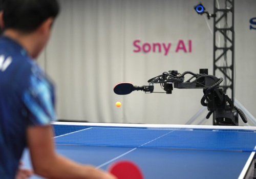 Robot pokonał profesjonalistów. Sony pokazuje, jak wygrywać w ping-ponga