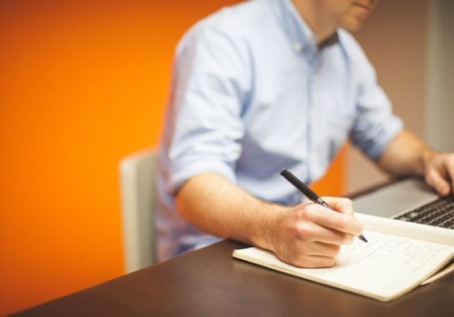 Koniec z „pracą za wpis do CV”. MRPiPS wypowiada wojnę bezpłatnym stażom