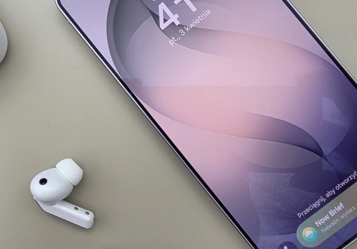 Perfekcyjny ekwipunek na współczesny szlak. Samsung Galaxy S26 Ultra i Buds4 Pro to idealny super-duet!