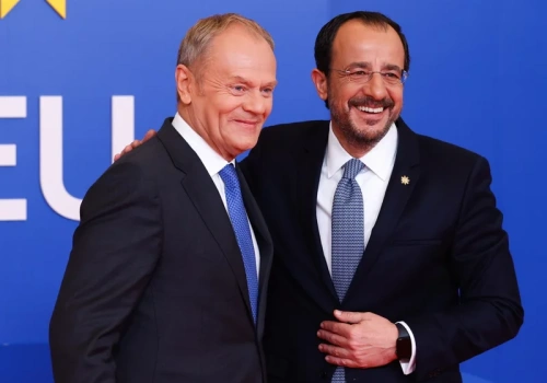 Tusk puścił oko do dziennikarzy. Nagranie hitem nie tylko na Słowacji