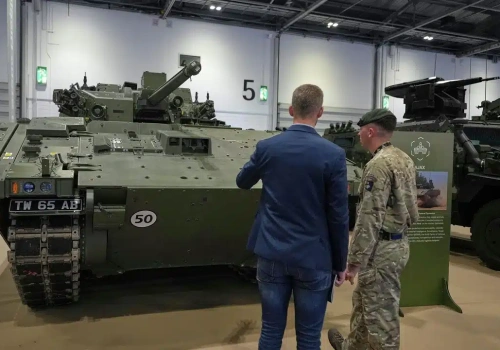 Chiny: embargo na europejskie firmy obronne za brak politycznej uległości wobec Pekinu